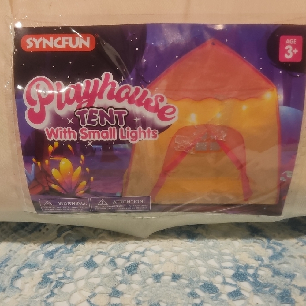 Kids Playhouse Tent With Lights- NWT - Picture 2 of 8